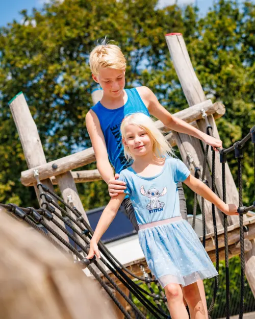 Holland Camping Ferienpark De Luttenberg Spielplatz 3
