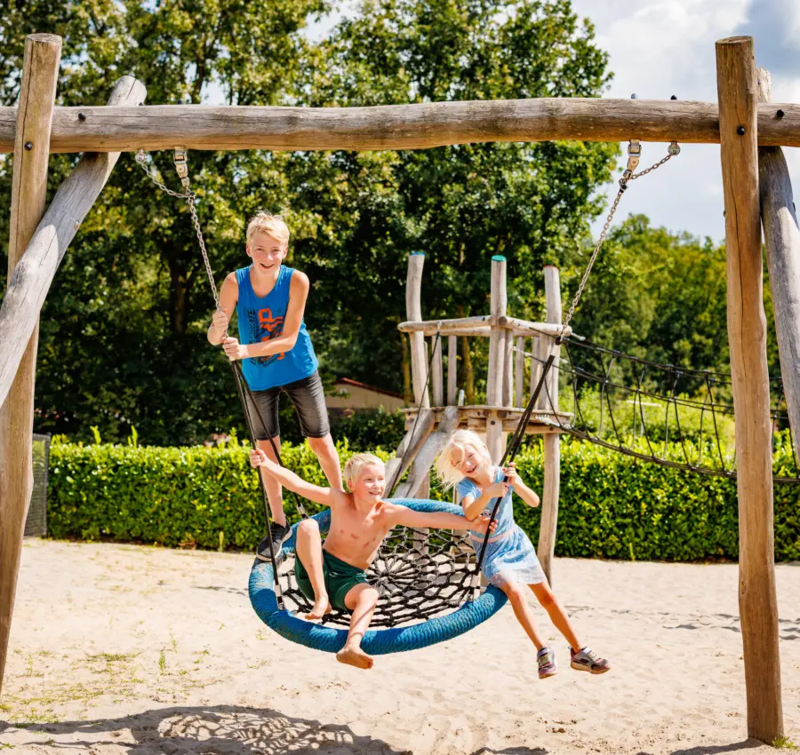 Holland Camping Ferienpark De Luttenberg Spielplatz 4