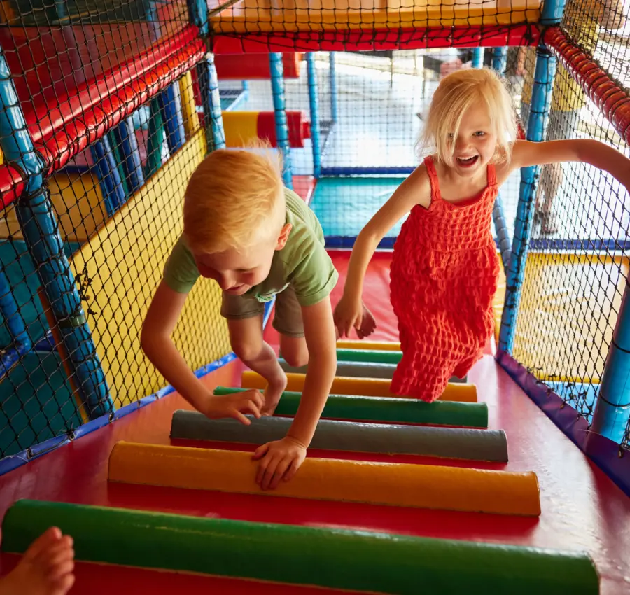 Holland Campings Ferienpark De Zandstuve Indoorspielplatz