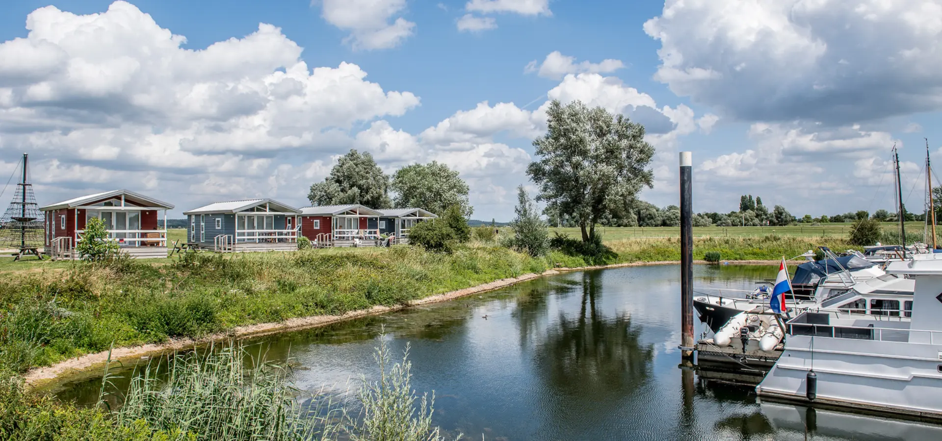 Holland Campings Ferienpark Eilandvan Maurik Hafenhaus 11