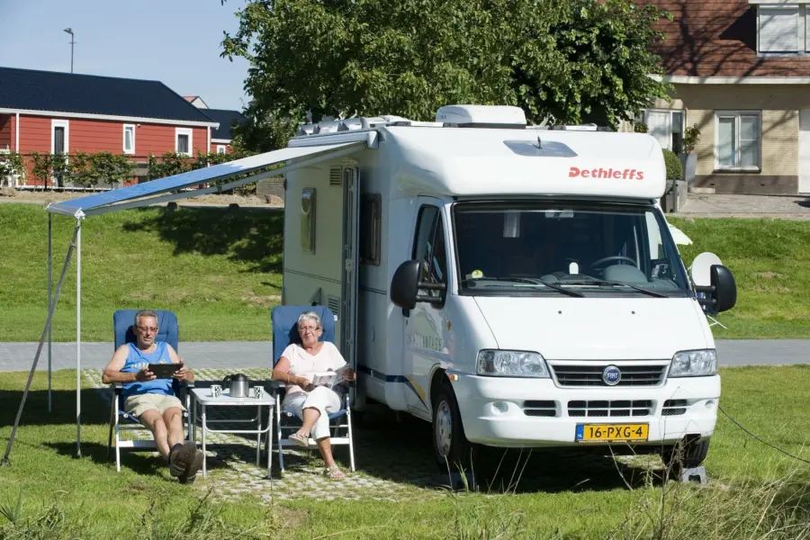 Holland Campings Ferienpark Eiland van Maurik Zomerdijk Wohnmobil