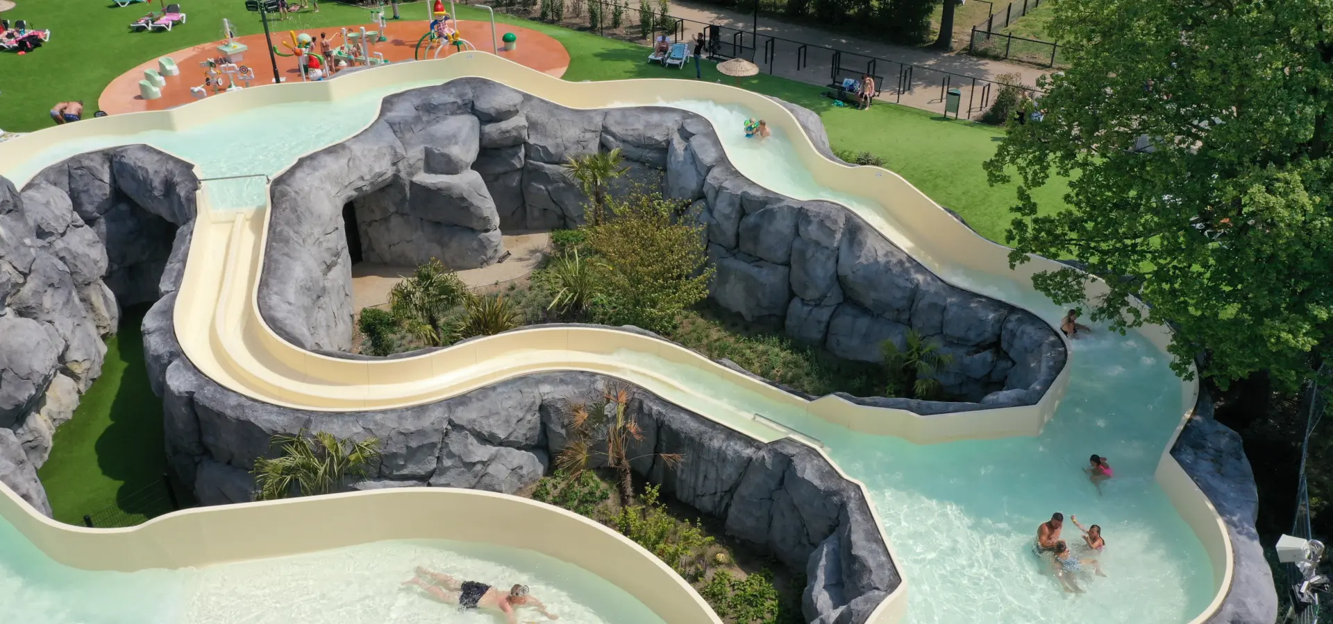 Holland Campings Ferienpark Marveld Recreatie Freibad 7
