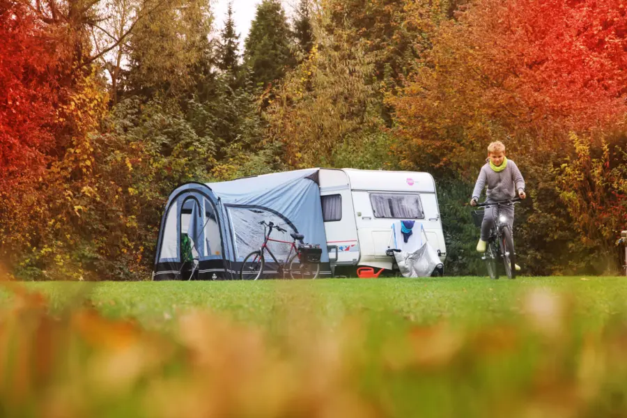 Campingplatz im Herbst - Ferienpark Marveld Recreatie