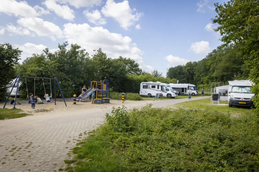 Wohnmobilstellplatz H-Bereich - Ferienpark Marveld Recreatie
