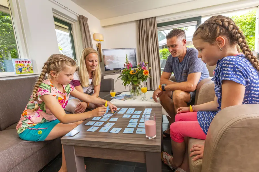 Wohnzimmer Ferienhaus VW06 - Ferienpark Marveld Recreatie