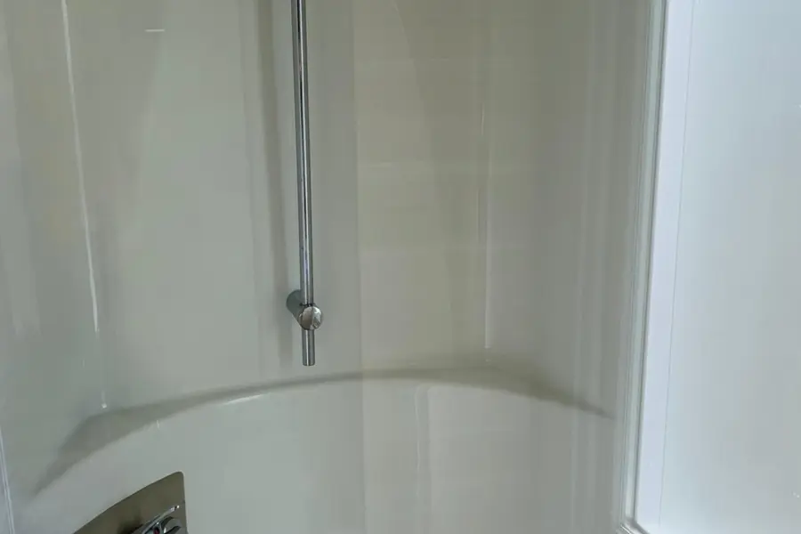 Mobilheim T40 Badezimmer - Ferienpark Marveld Recreatie