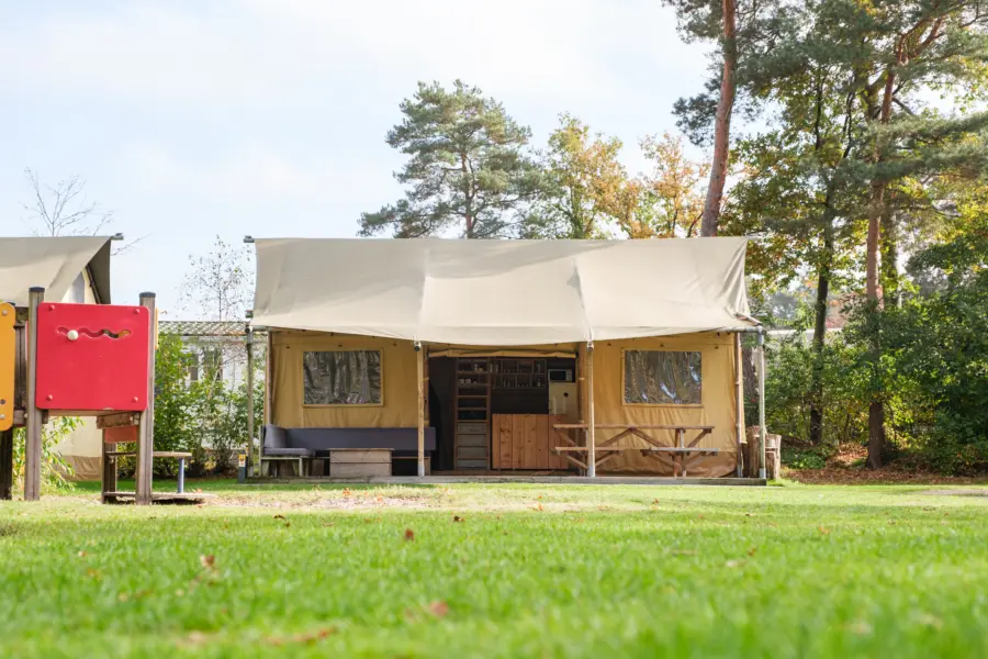Verandalodge herfst speeltuin
