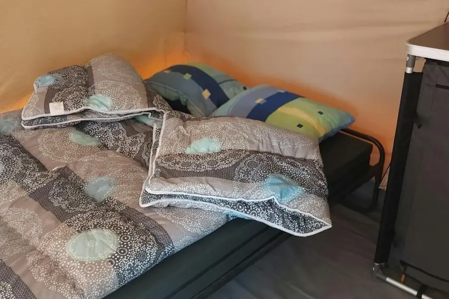 122871