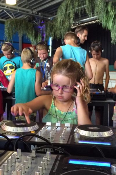 Viel Unterhaltung beim Camping in Holland - Kids DJ