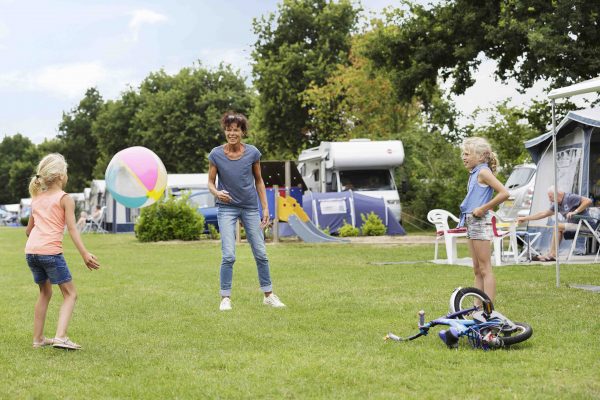 Camping bei Obelink - Ferienpark De Twee Bruggen